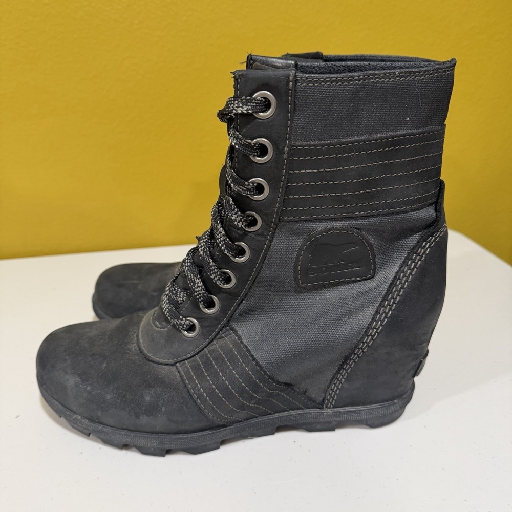 Sorel Womens Lexie Wedge Waterproof Black Leather Ankle Boots NL3046-010 Size 10